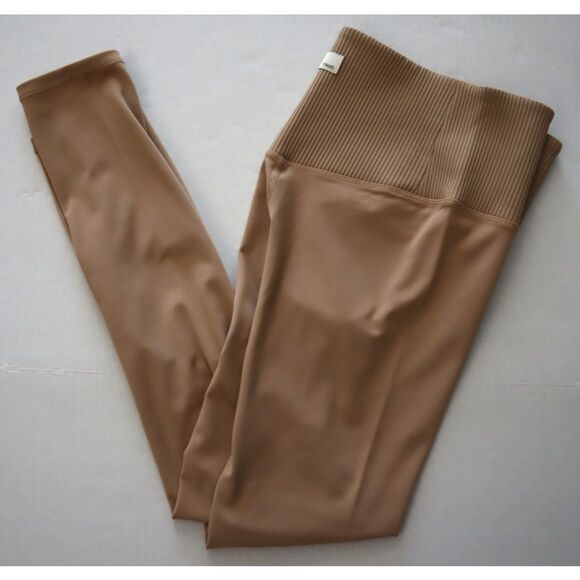 Vuori VW428-COC Women's Sz XS Coconut Beige Rib Studio 7/8 Leggings - Picture 12 of 13